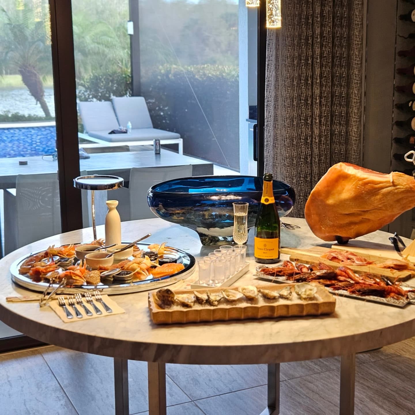 Raw Bar & Champagne
